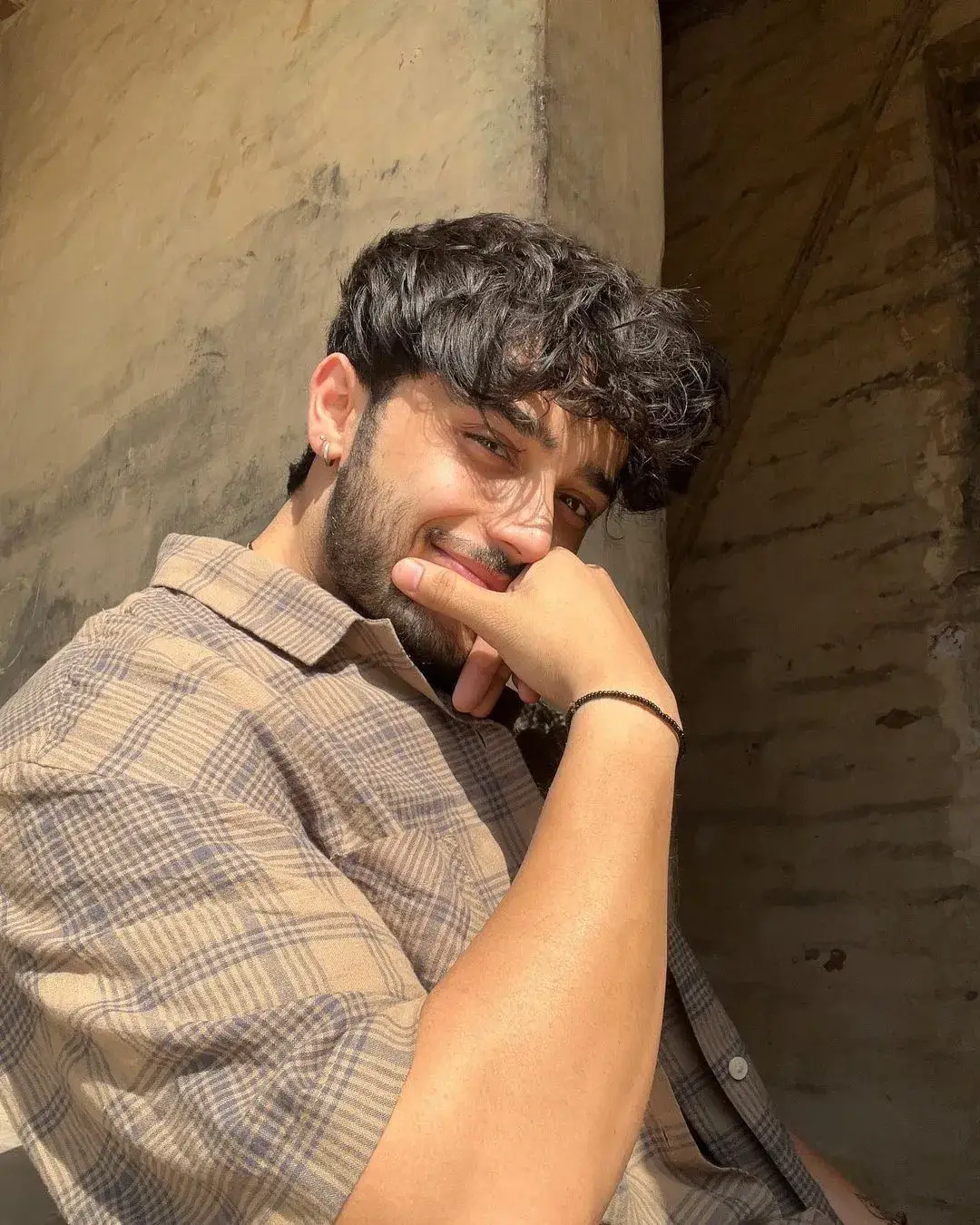 Ahmad 